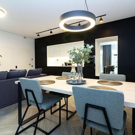 Cohost I Oldtown 60M2 Apt W-Garage Parking, Balcony & Self Check-In VNO Dış mekan fotoğraf