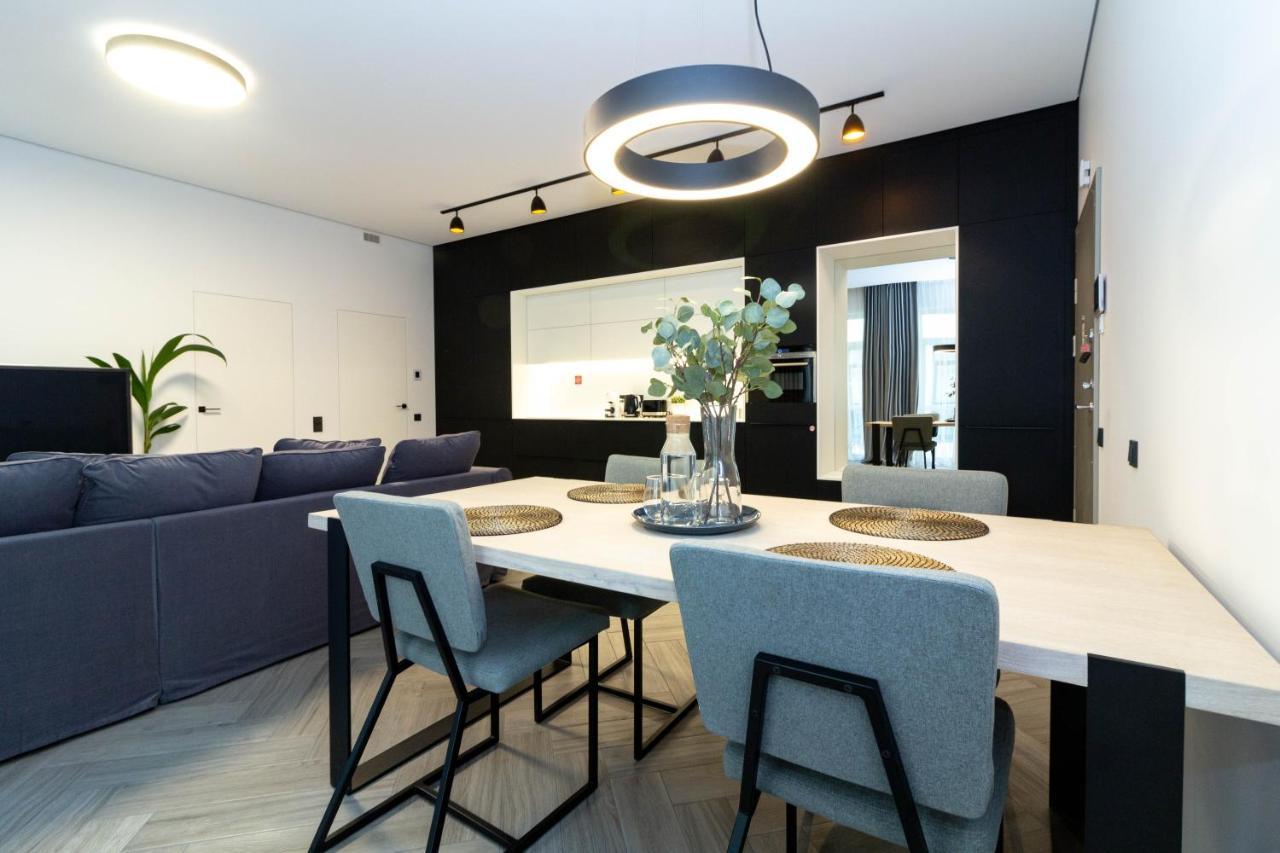 Cohost I Oldtown 60M2 Apt W-Garage Parking, Balcony & Self Check-In VNO Dış mekan fotoğraf