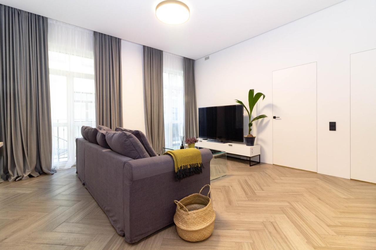 Cohost I Oldtown 60M2 Apt W-Garage Parking, Balcony & Self Check-In VNO Dış mekan fotoğraf