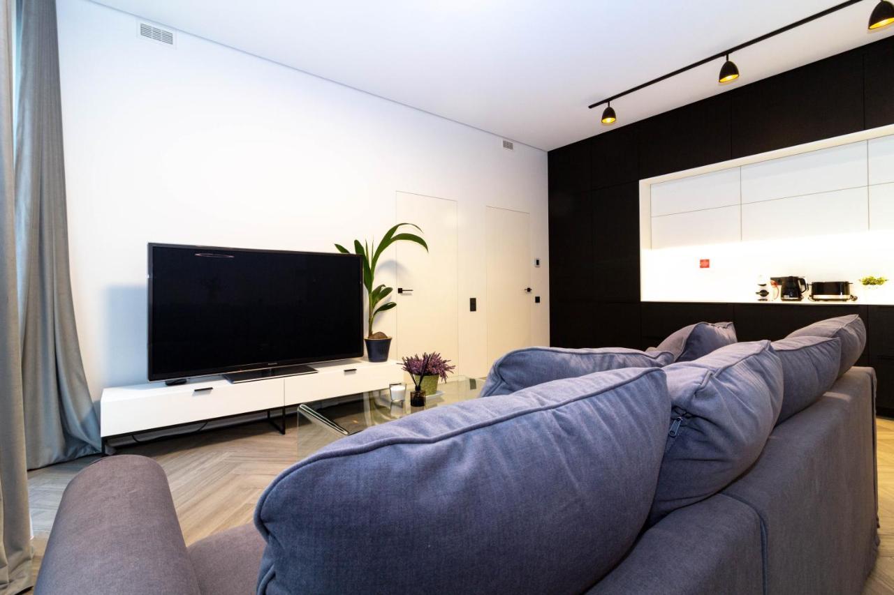 Cohost I Oldtown 60M2 Apt W-Garage Parking, Balcony & Self Check-In VNO Dış mekan fotoğraf