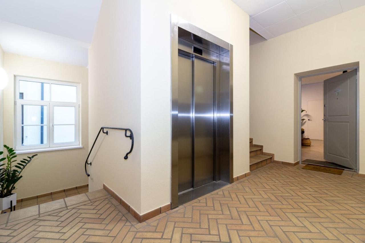 Cohost I Oldtown 60M2 Apt W-Garage Parking, Balcony & Self Check-In VNO Dış mekan fotoğraf